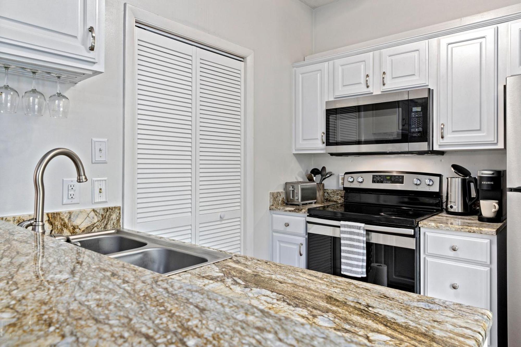 Cozy Condo In Wintergreen Resort That Sleeps 4! Lyndhurst Exteriör bild